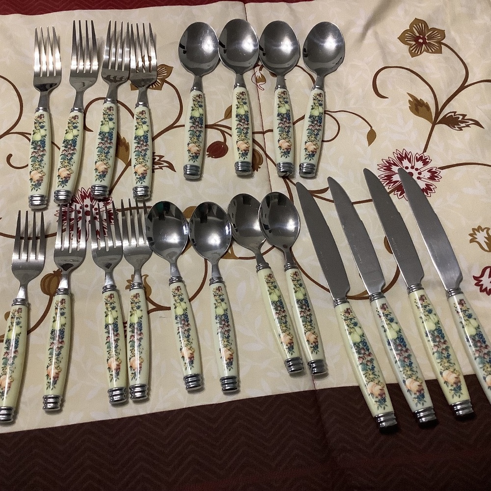 Avon sweet country harvest flatware